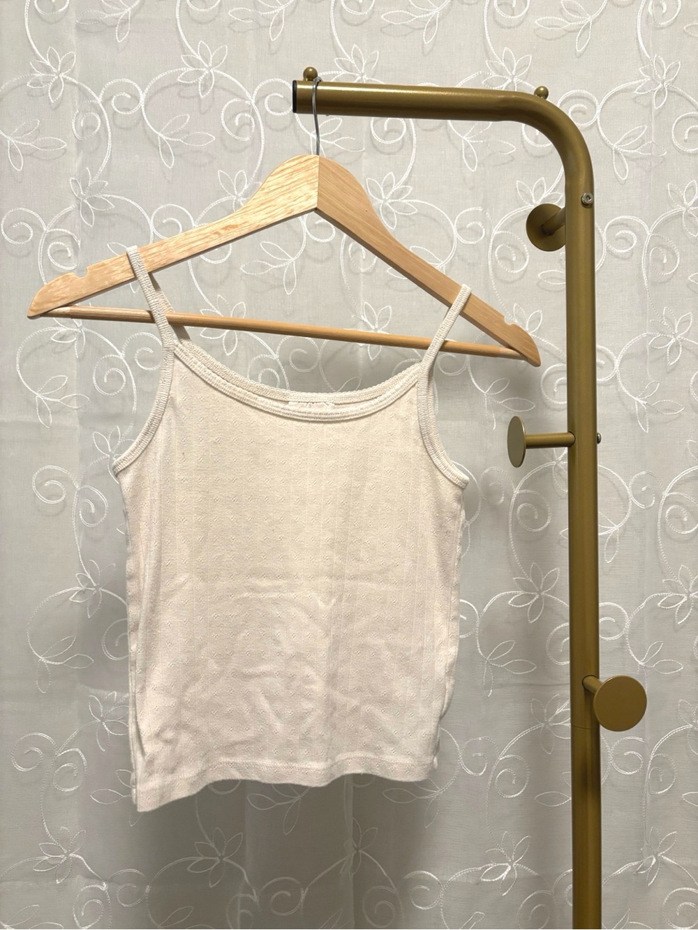 Gap tank tops size girls 10 and 12 approx womens XXS